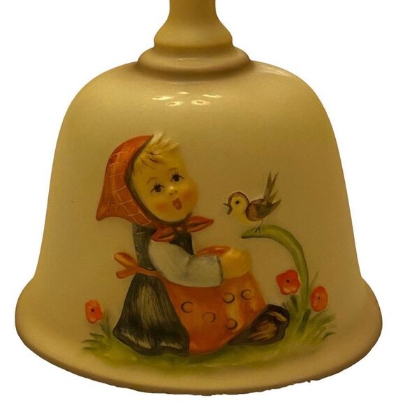 Hummel Goebel Annual Bell‎ 1981 4th Edition - Picture 3 of 9
